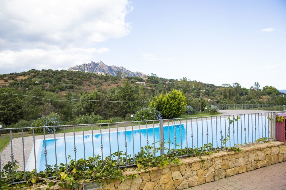 Babai Village - Abba Urci Marina di Gairo Exteriör bild